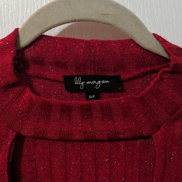 3/$20✨ Lily Morgan Sparkly Red Cut-Out Long Sleeve Top, size small - Picture 3 of 4